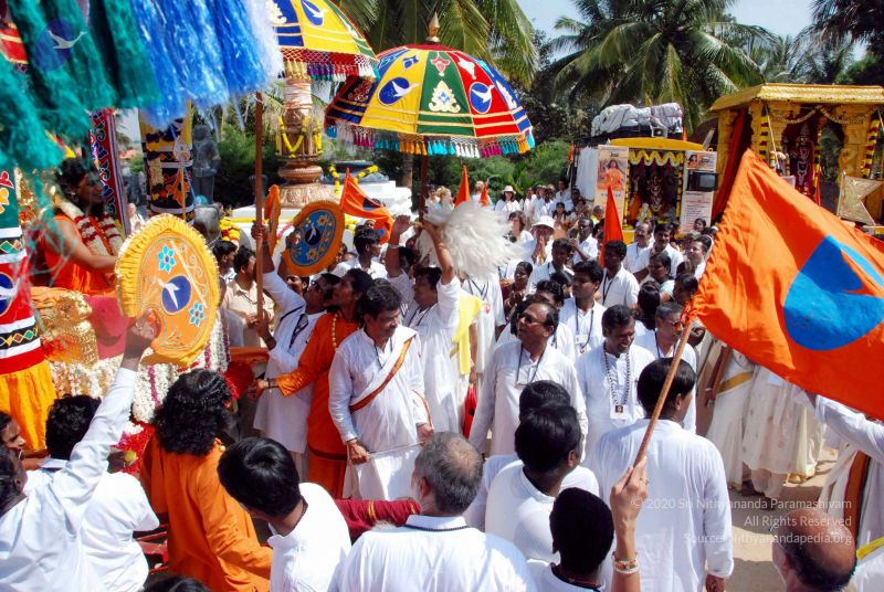 File:20091229DSC 8469 CMP WM00100 Procession.jpg