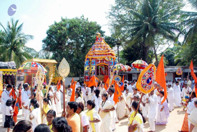 20091229DSC 8480 CMP WM00100 Procession.jpg