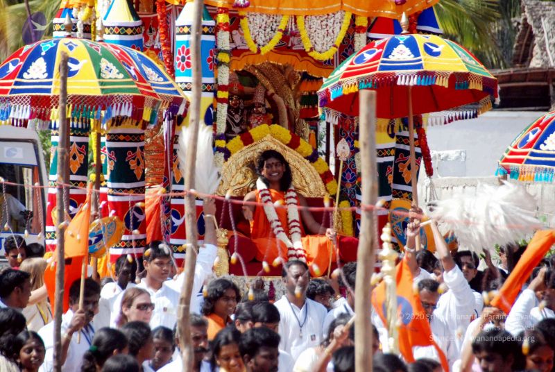 File:20091229DSC 8509 CMP WM00100 Procession.jpg