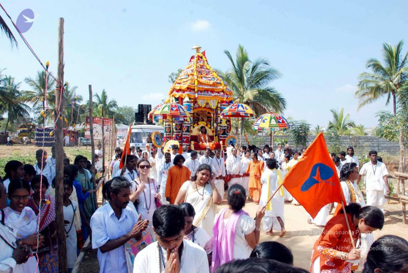 File:20091229DSC 8511 CMP WM00100 Procession.jpg