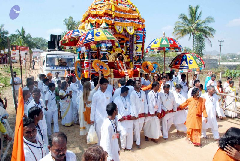 File:20091229DSC 8516 CMP WM00100 Procession.jpg