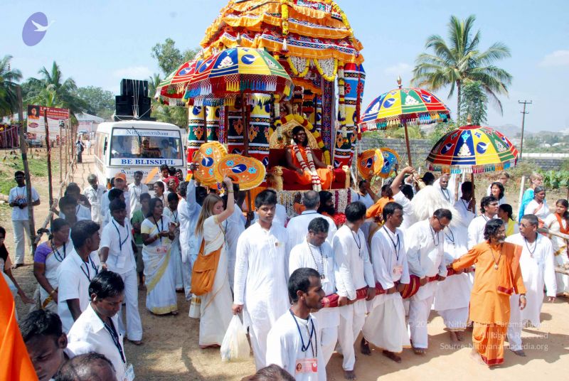 File:20091229DSC 8517 CMP WM00100 Procession.jpg