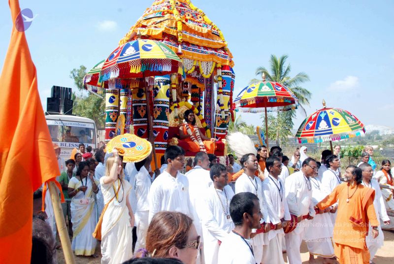File:20091229DSC 8518 CMP WM00100 Procession.jpg