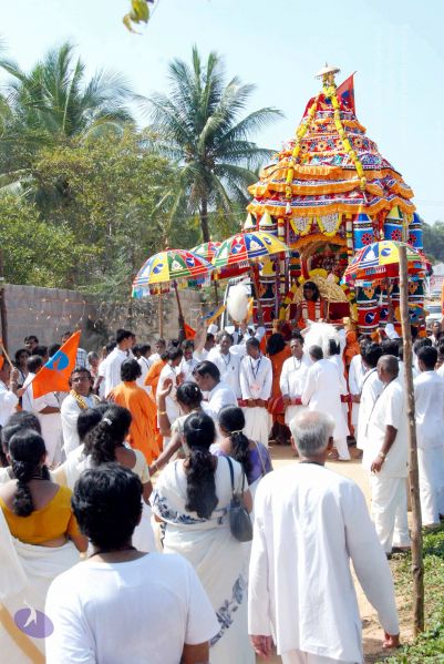 File:20091229DSC 8556 CMP WM00100 Procession.jpg