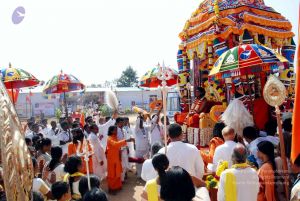 20091229DSC 8601 CMP WM00100 Procession.jpg