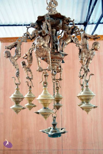 File:20091229DSC 8679 CMP WM001.jpg