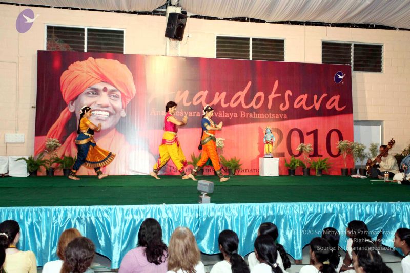 File:20091229IMG 1040 CMP WM01.jpg