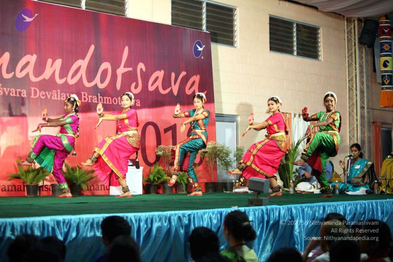 File:20091229IMG 1142 CMP WM01.jpg