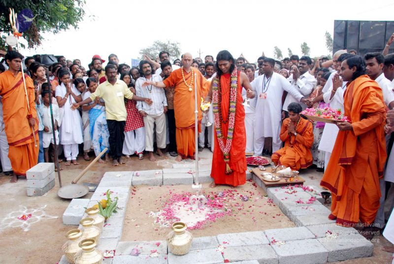 File:2009 bhoomi puja bidadi CMP WM 00.jpg