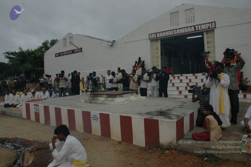 File:20100613 Photo 1051 1vrdzQE-cxN7sx2Lk647Fz43cLDh99Zf0.JPG