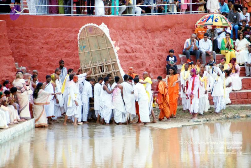 File:20101017DSC 6105 CMP WM0001000.jpg