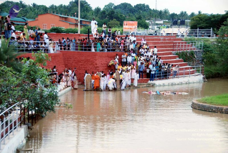 File:20101017DSC 6158 CMP WM0001000.jpg