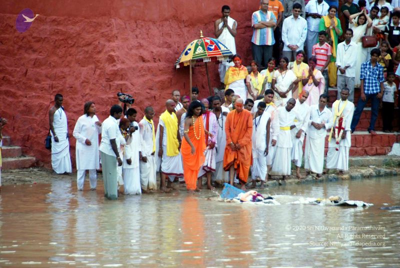 File:20101017DSC 6165 CMP WM0001000.jpg