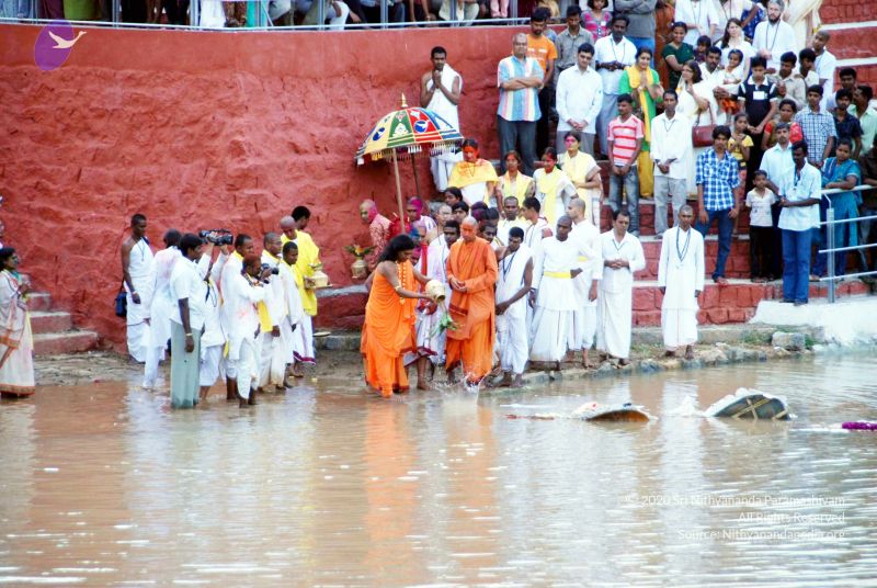 File:20101017DSC 6169 CMP WM0001000.jpg