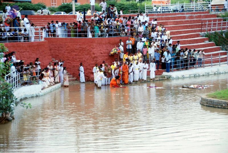 File:20101017DSC 6184 CMP WM0001000.jpg