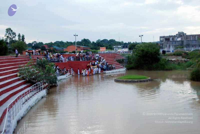 File:20101017DSC 6190 CMP WM0001000.jpg