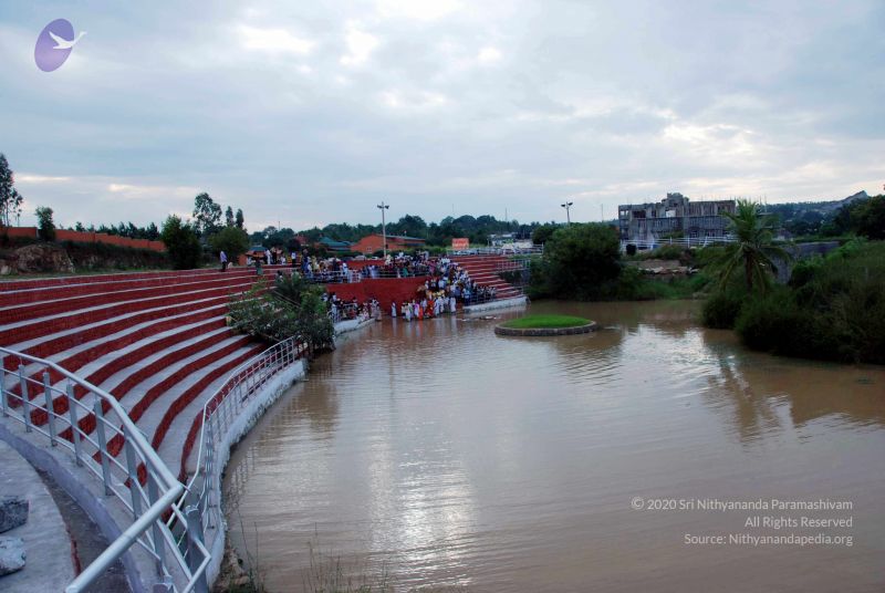 File:20101017DSC 6191 CMP WM0001000.jpg