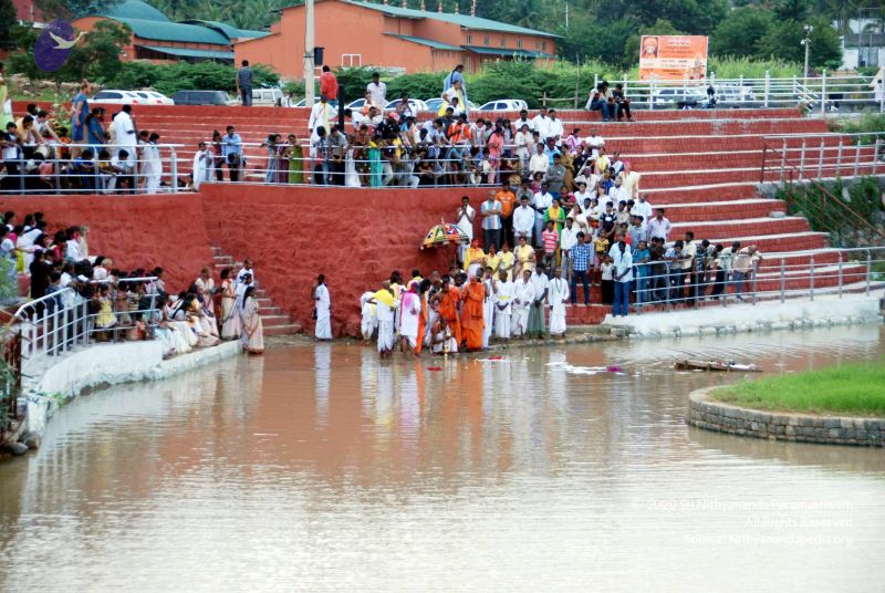 File:20101017DSC 6206 CMP WM0001000.jpg