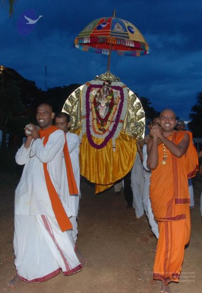 File:20101105 Photo 1029 1cMN594x2MP8N7dlPc79opz9KwOItOKof.JPG