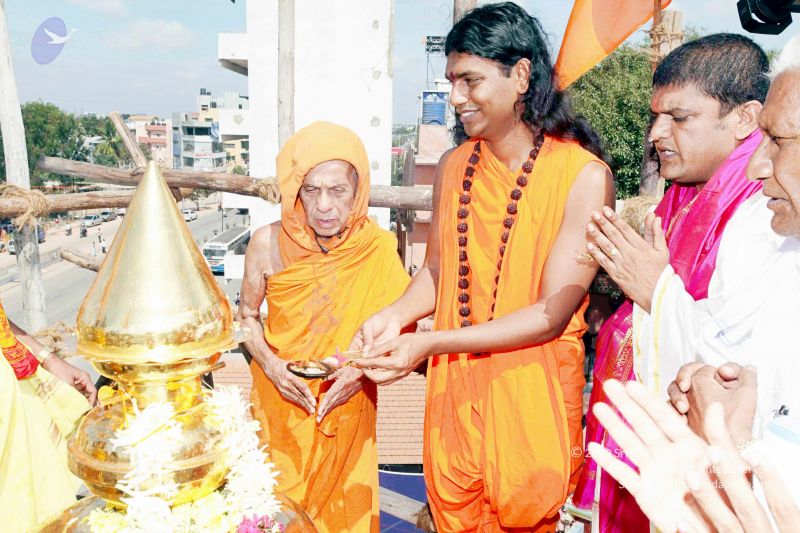 File:20101122IMG 2133 CMP WM1111.jpg