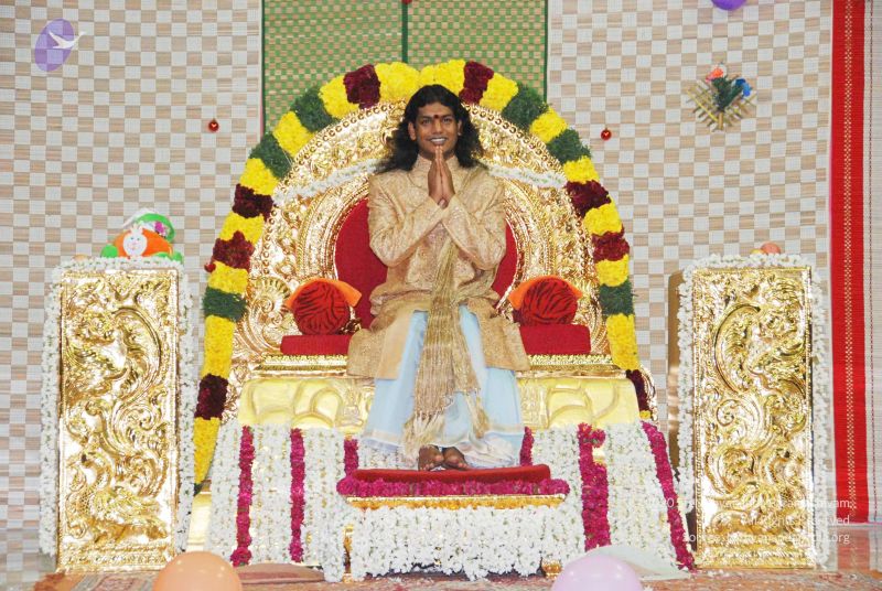 File:2010 PhotoAbum more 3166 CMP WM.jpg