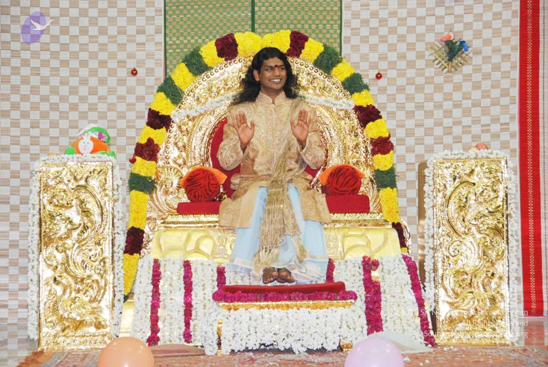 File:2010 PhotoAbum more 3167 CMP WM.jpg