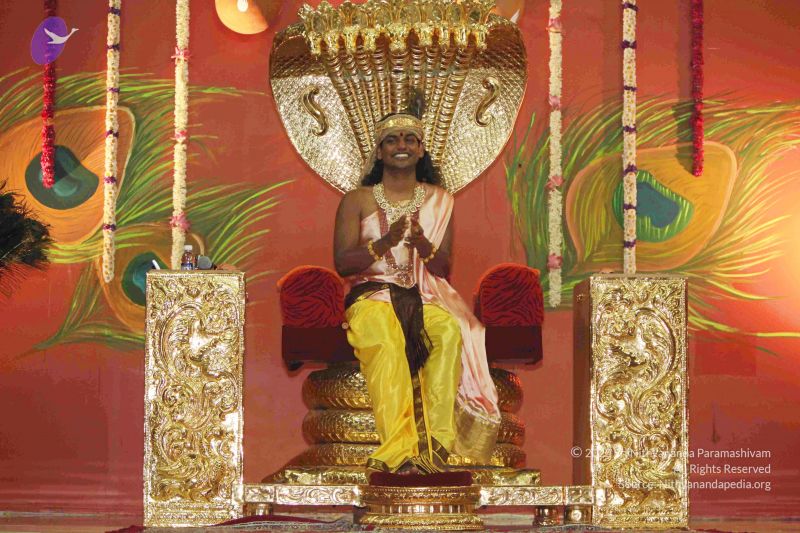 File:2010 PhotoAbum more 8345 CMP WM.jpg