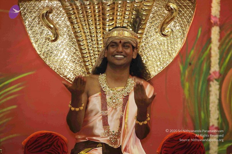 File:2010 PhotoAbum more 8348 CMP WM.jpg