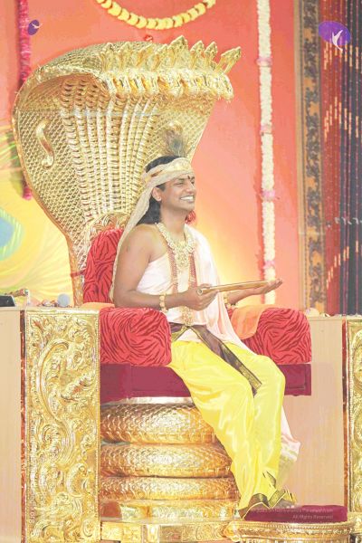 File:2010 PhotoAbum more 8358 CMP WM.jpg