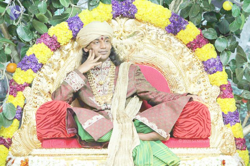 File:2010 PhotoAbum more 9048 CMP WM.jpg