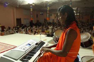 2010 PhotoAlbum Photo 199 1KVegi0XFNUUE7o0Fvx0Y-HSx7kiKbW57.jpg