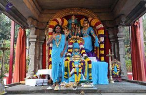 2010 PhotoAlbum Photo 53 12kyJnp79r2edaSGI81m0HA7 UQOxyyUt.jpg