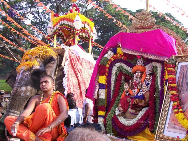 20111015 Photo 1257 10iQjbErVnA4XlN62OFGVRUeG0TM5 Pdz.JPG