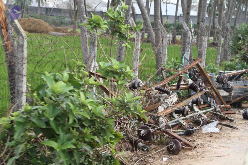 File:20120107 IMG 4078 CMP WM-7501.jpg