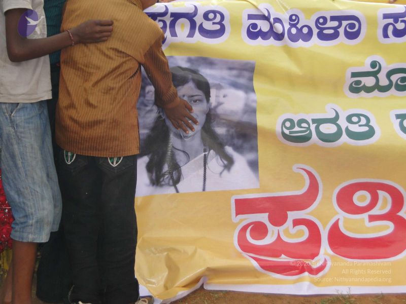 File:20121002 Photo 1056 1VF AjLb1mlVd99ORmmZcSR9Z5o8BPLgw.JPG