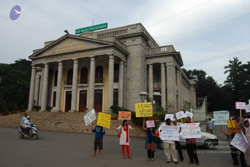 File:20121010 Photo 1016 1GSICDB DDq3vtAEZ0fLtgnVb9-Skyihs.JPG