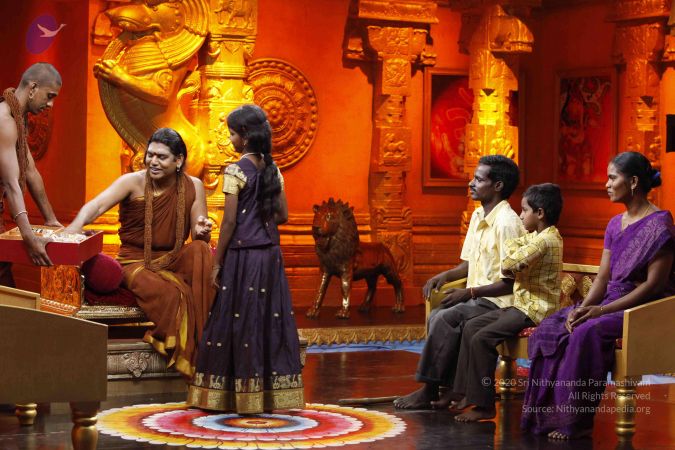 201307 ThanthiTV Photo 10 1ecuK2XMOjWVyVVYhczZVHsE82ZYmNzuS.jpg