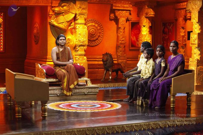 201307 ThanthiTV Photo 14 1x naGT8cSwUAApwe-6cycKXkPVbnvHzU.jpg