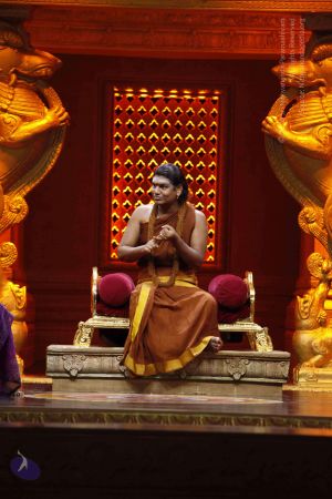 201307 ThanthiTV Photo 300 1Em4jMSrXT4IpAYqu6X vPq1IF9OWuDK .jpg