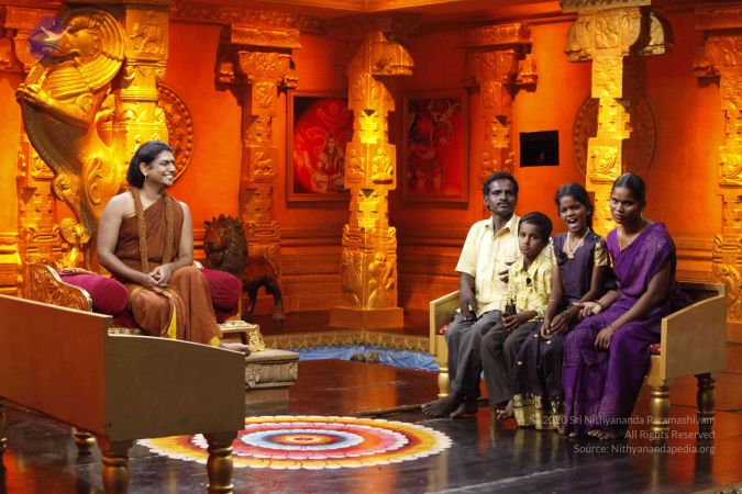201307 ThanthiTV Photo 37 1bz1PoQJlt2TxtUvZzELei5GGnXOtXtL .jpg