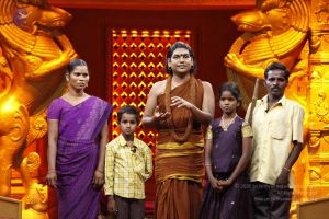 201307 ThanthiTV Photo 47 1Fe9qVEejIYf81m8qJFUmkRS9Z2F1x23d.jpg