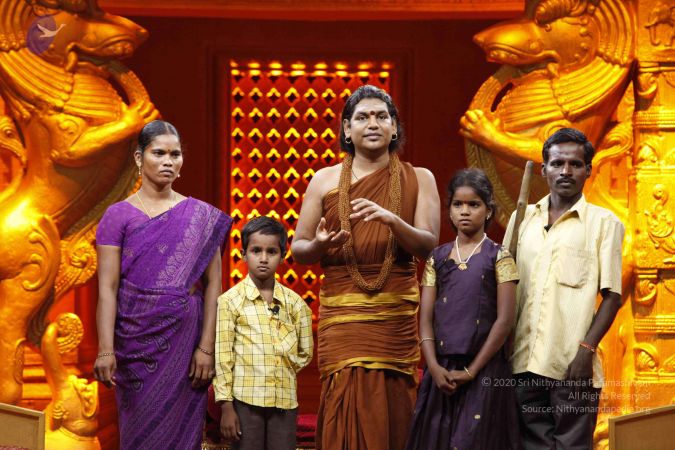 201307 ThanthiTV Photo 47 1Fe9qVEejIYf81m8qJFUmkRS9Z2F1x23d.jpg