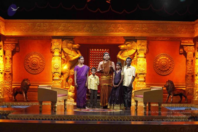 201307 ThanthiTV Photo 49 1n0hvk6QANAaD6CVpuv8LpVnrY2CIre9K.jpg