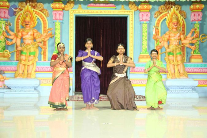 201309AF Photo 1413 17d7KdY2TkMvSvnYjpsxZrhWK25nrSLz5.JPG