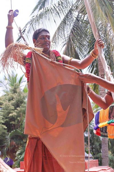 File:20150421 more 1153 CMP WM.jpg