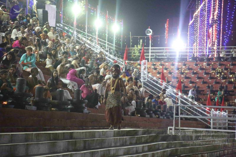 File:20161208 0937 CMP WM.jpg