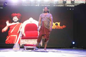 20171222 Photo 2003 1fC8hpysPi3PJHQh1sntOb2W8pVAHm6YL.JPG