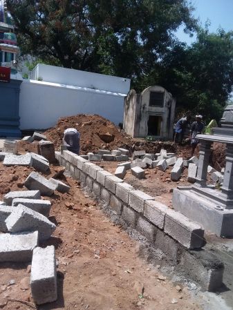 27 Feb 2021 - Mata Vibhutananda Puri Samadhi construction 2.jpeg