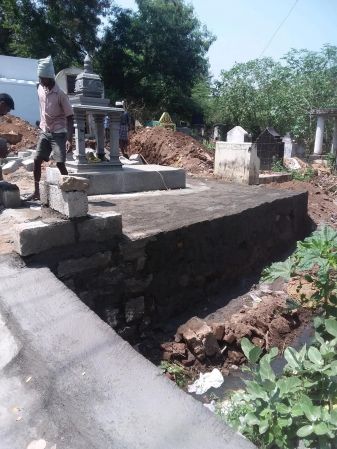 27 Feb 2021 - Mata Vibhutananda Puri Samadhi construction 3.jpeg