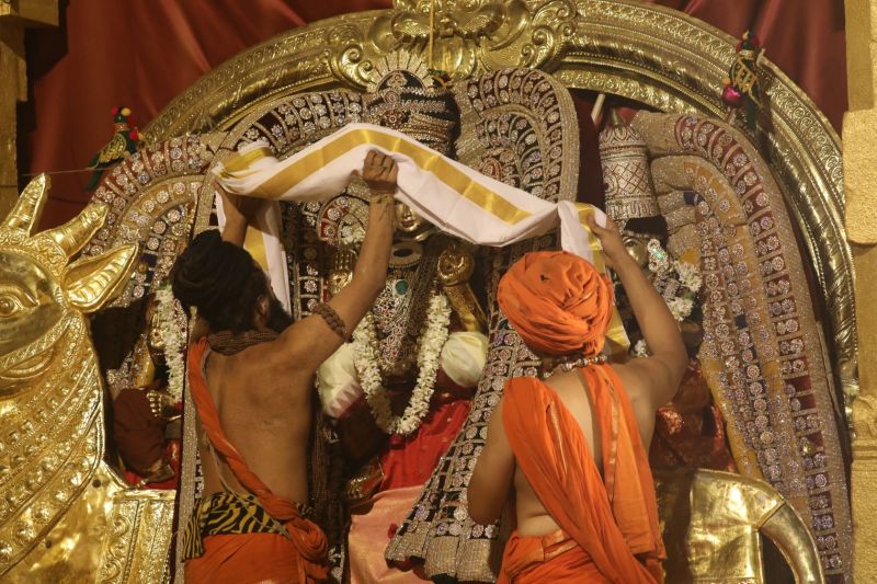 File:ADIKAILASA-2021-03-14-1IcmNTZd2Uk8gTF6Ciw11L DNJq1BarBf.jpg